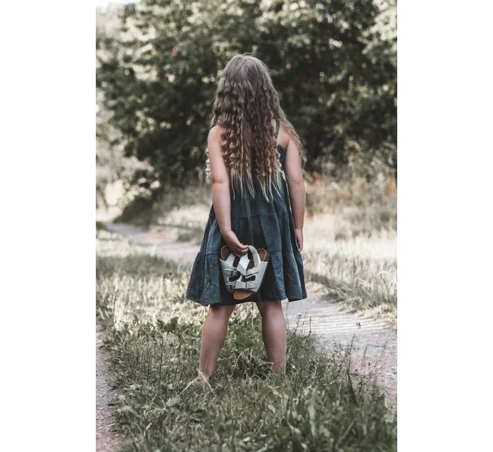 Detské sandále na korkovej platforme, zapínanie na suchý zips, sivé Rorria