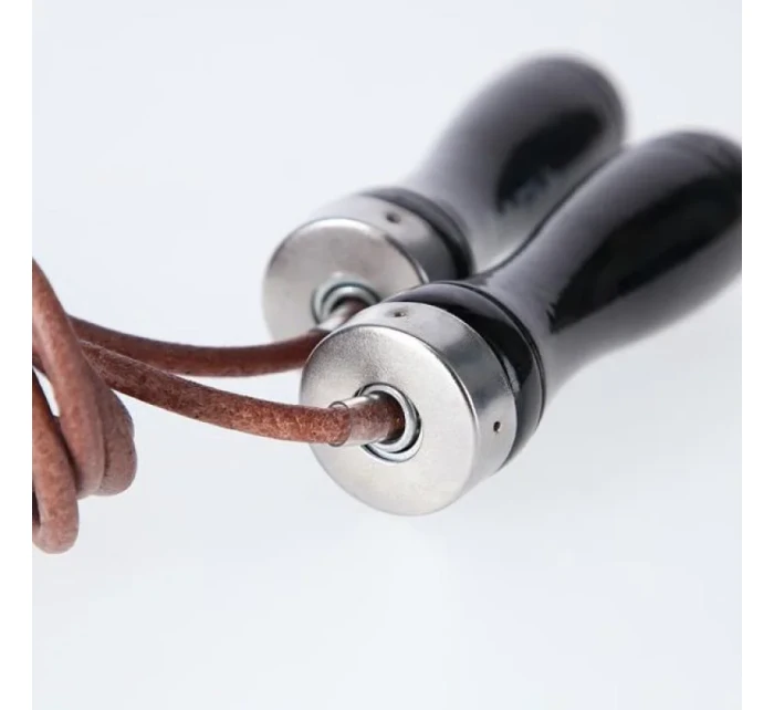 Kožené švihadlo  model 19372756 - HMS