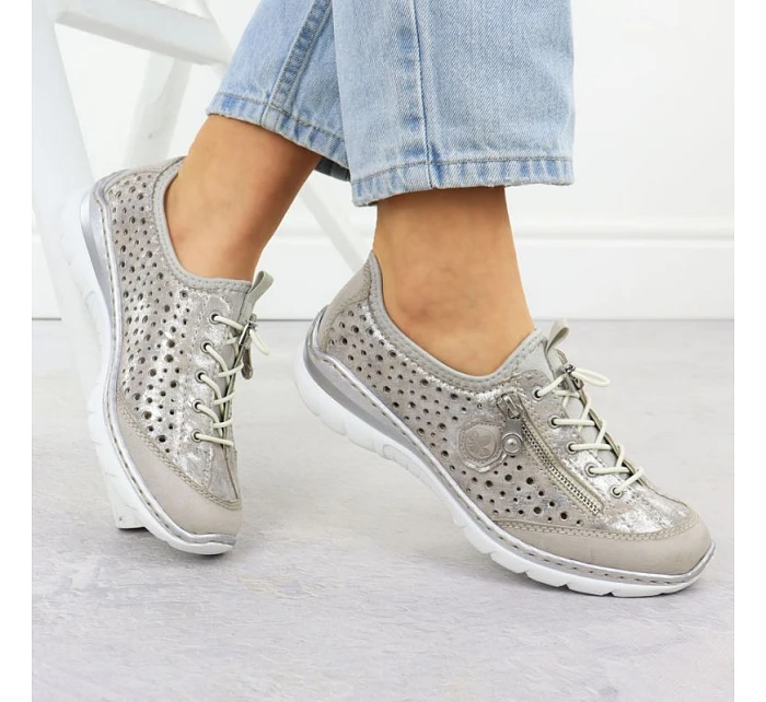 W  ažurové polobotky model 22113339 - Rieker