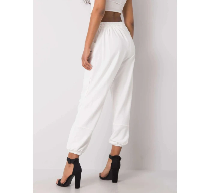 Tepláky EM DR ES 21 524.16 off-white - FPrice Tepláky EM DR ES 21 524.16 off-white - FPrice