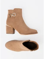 Moderní dámské kotníčkové boty model 21298259 na širokém podpatku Moderní dámské kotníčkové boty model 21298259 na širokém podpatku