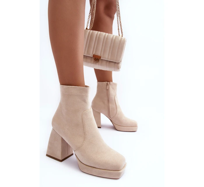 Zamszové Botky Na Podpatku Bežové model 21633372 - Boto Zamszové Botky Na Podpatku Bežové model 21633372 - Boto