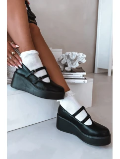 Topánky na klinovom podpätku model 224241 Step in style