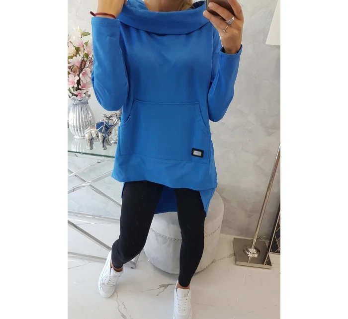 Mikina s kapucňou s dlhým chrbtom nevädza