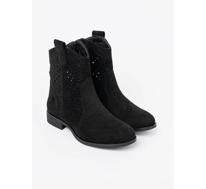 Vynikajúce dámske členkové topánky čierne bez podpätku Vynikajúce dámske členkové topánky čierne bez podpätku