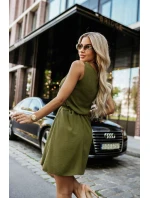 model 21335538 VICTORIA Trapézové šaty bez rukávů se zavazováním v pase khaki barva - numoco