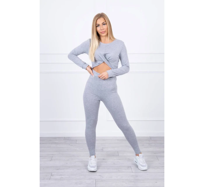 Súprava s riasením na blúzke šedej farby