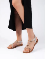 Praktické dámské stříbrné sandály na plochém podpatku Praktické dámské stříbrné sandály na plochém podpatku