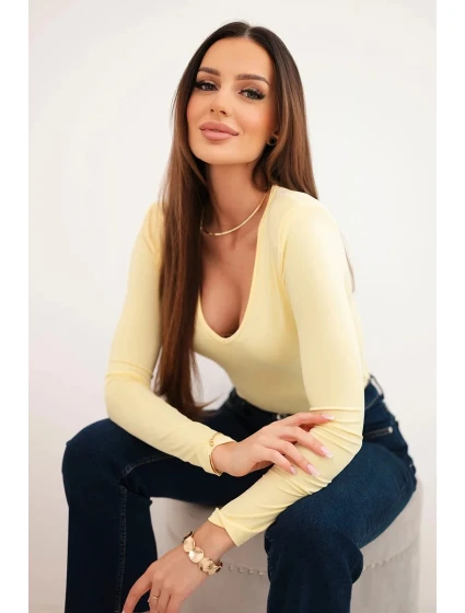 Dámská blůza s výstřihem do V a dlouhým rukávem žlutá