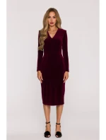 model 21874851 Sametové šaty na tělo bordó - Moe