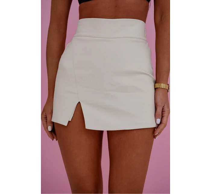 Šortky so spodnou sukňou model 225754 LaBalancia