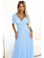 Dlouhé šaty s výstřihem a krátkými rukávy model 21061389 - numoco basic Dlouhé šaty s výstřihem a krátkými rukávy model 21061389 - numoco basic