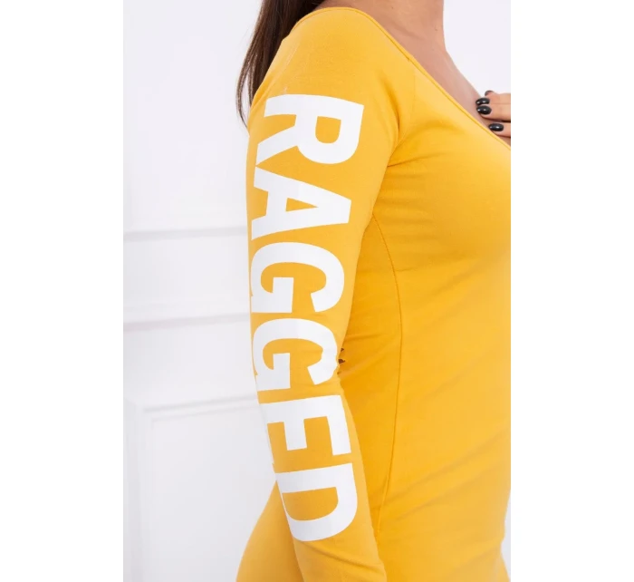 Otrhané šaty horčicovej farby Otrhané šaty horčicovej farby