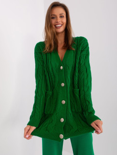 Zelený sveter s káblami