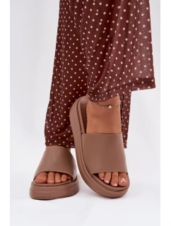 Dámské pantofle na platformě tmavě béžové model 21918985 - Boto