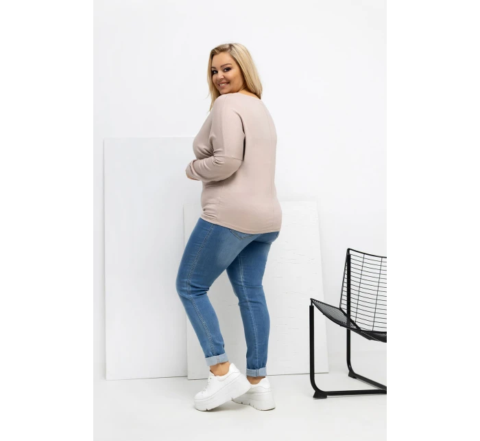 plus size blúzka model 223923 Relevantnosť