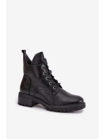 Zateplené dámské kotníkové boty na klínku model 21707673 Černé - VINCEZA Zateplené dámské kotníkové boty na klínku model 21707673 Černé - VINCEZA