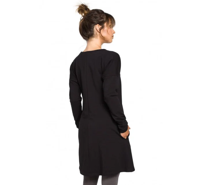 model 15096767 Tunika s předním rozparkem černá - BeWear
