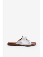 Kožené dámské žabky model 21646105 stříbrné - Zazoo