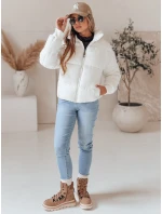 Dámská krátká zimní prošívaná bunda bílá Dstreet model 21990563 - FashionStreet Dámská krátká zimní prošívaná bunda bílá Dstreet model 21990563 - FashionStreet