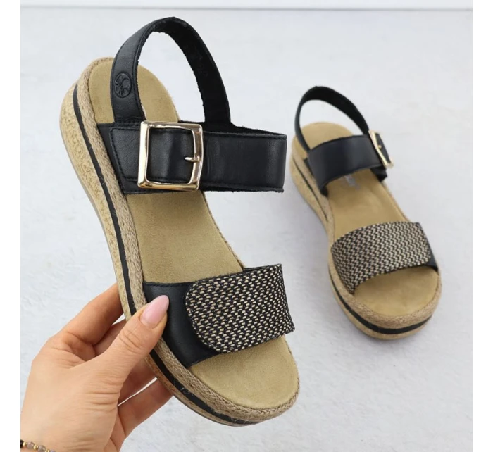 Dámské kožené sandály na podpatku se suchým zipem černé model 21904999 - Rieker