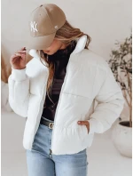 Dámská krátká zimní prošívaná bunda bílá Dstreet model 21990563 - FashionStreet Dámská krátká zimní prošívaná bunda bílá Dstreet model 21990563 - FashionStreet