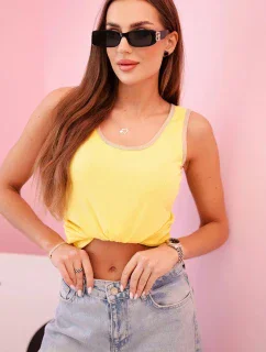Dámska blúzka na ramienka s ozdobným lemovaním žltá
