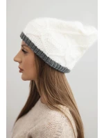 Dámská zimní čepice z vlny s vzorem bílá model 21782981 - K-Fashion