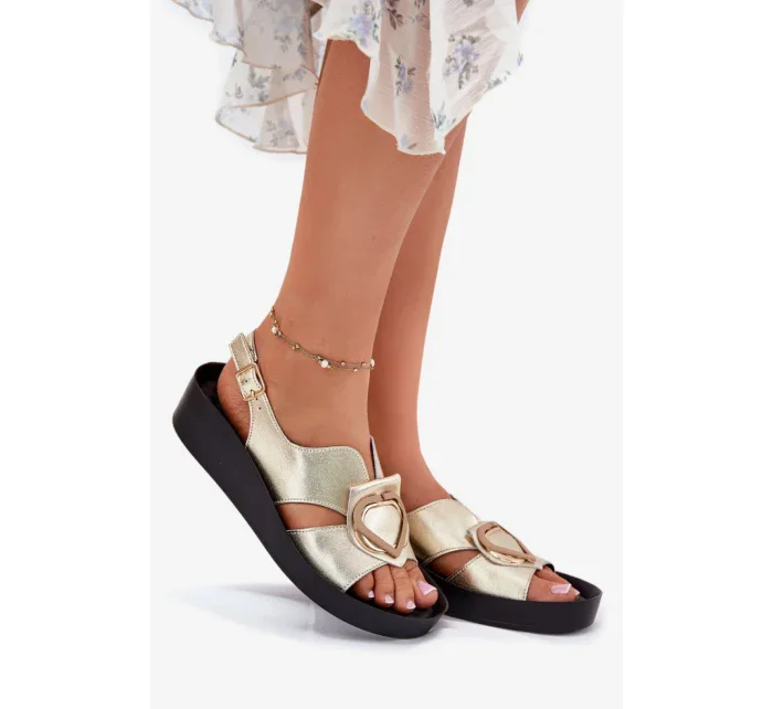 Model topánok na podpätku 215032 Krok v štýle Model topánok na podpätku 215032 Krok v štýle