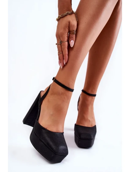 Sandále na podpätku model 173741 Step in style