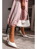 Lodičky s ihlovým podpätkom model 226549 Krok vo veľkom štýle Lodičky s ihlovým podpätkom model 226549 Krok vo veľkom štýle