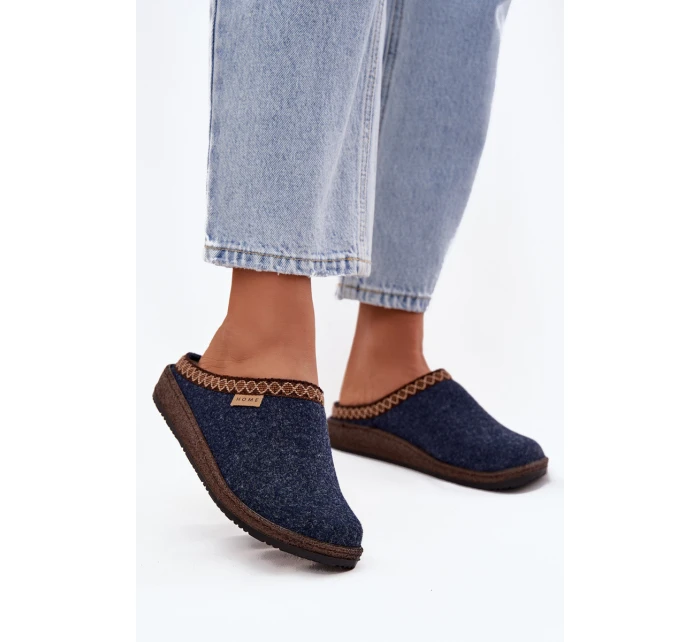 Dámské pantofle s výšivkou model 21725227 tmavě modré - Inblu