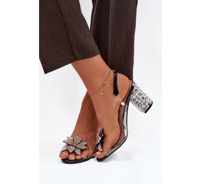 Sandále na podpätku model 225135 Krok vo veľkom štýle