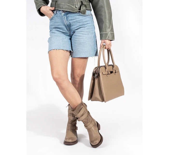 Trendy hnedé dámske členkové topánky na širokom podpätku Trendy hnedé dámske členkové topánky na širokom podpätku