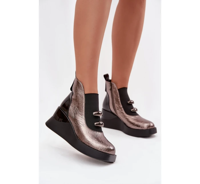 Topánky na klinovom podpätku model 220506 Step in style Topánky na klinovom podpätku model 220506 Step in style