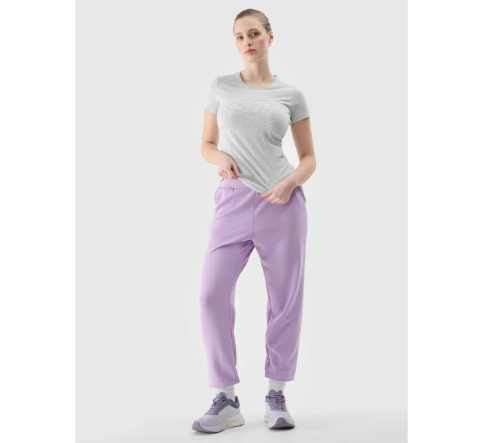 Dámske tričko s logom 4F 4FWSS24TTSHF1163-27M Dámske tričko s logom 4F 4FWSS24TTSHF1163-27M