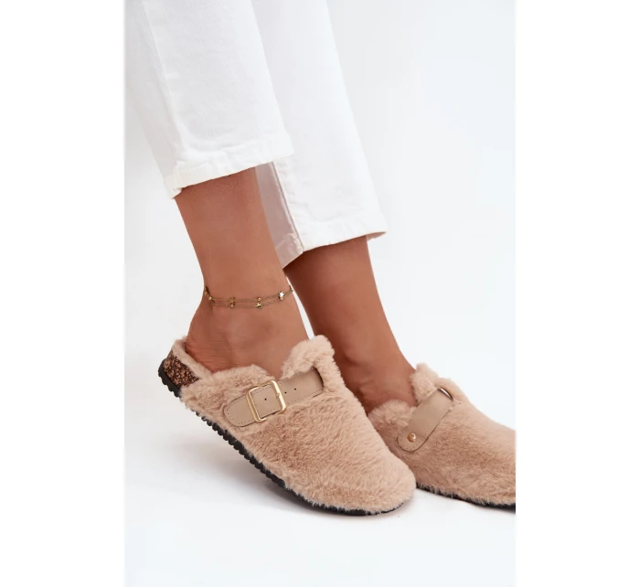 Futrzane Klapki Damskie Na Platformie Z Paskiem I Klamrą Beżowe Noraline