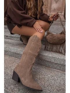 Topánky na podpätku model 222534 Krok vo veľkom štýle