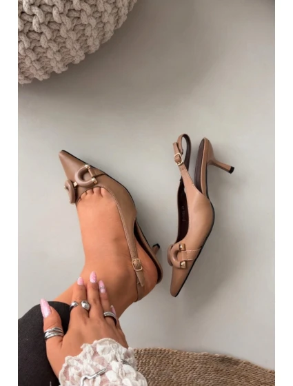 Dámské sandály na podpatku s ozdobným detailem hnědé model 21900459 - Boto