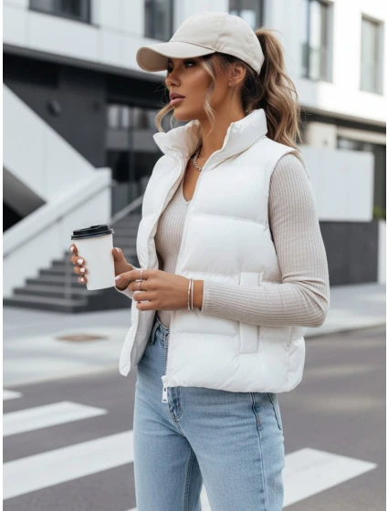 Dámská prošívaná vesta bílá Dstreet model 21970430 - FashionStreet