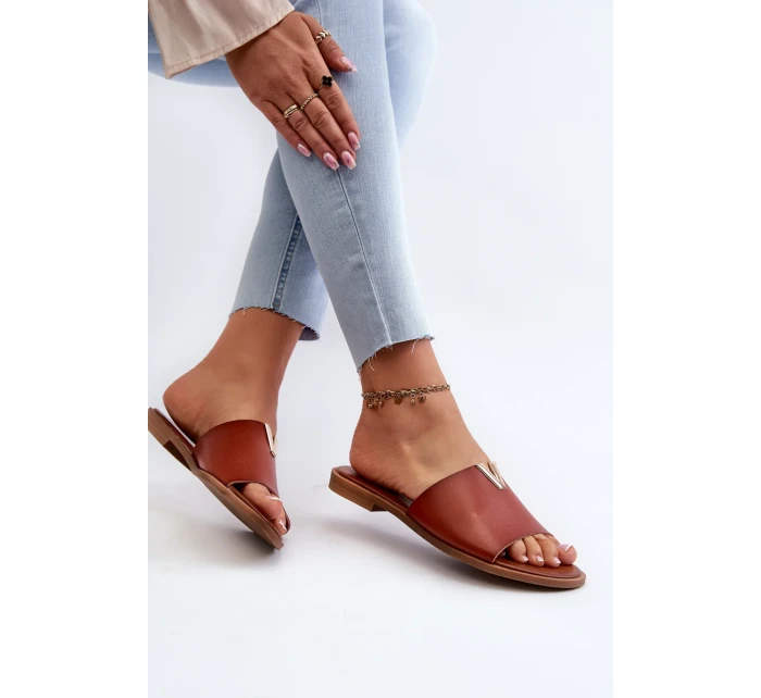 Dámske papuče z ekokože na plochom podpätku, hnedé Maliha Dámske papuče z ekokože na plochom podpätku, hnedé Maliha