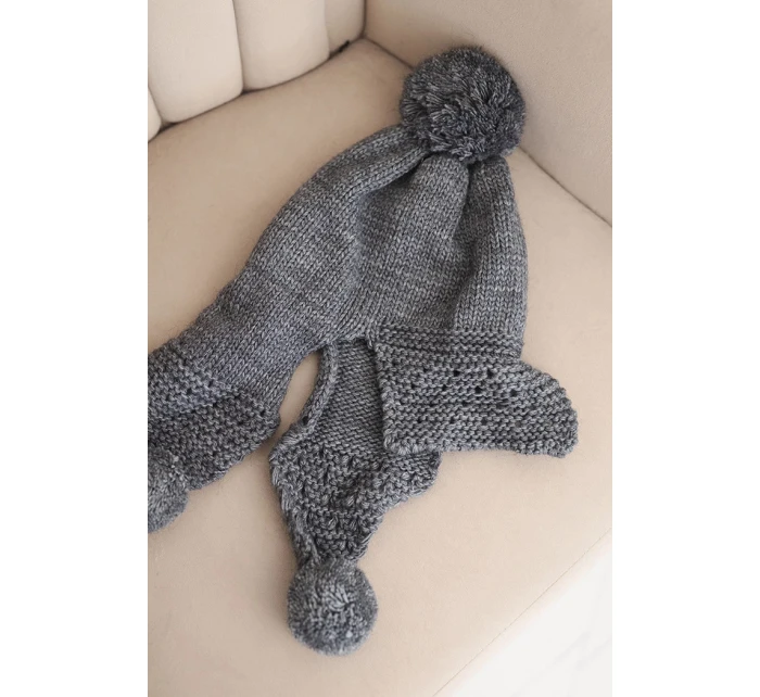 Dámská zimní čepice s kšiltem a grafitová model 21783021 - K-Fashion Dámská zimní čepice s kšiltem a grafitová model 21783021 - K-Fashion