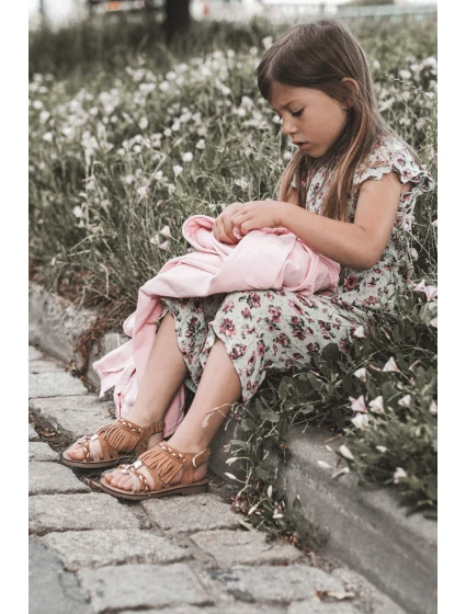 Dziecięce Sandały Na Rzep Z Frędzelkami Brązowe Missy Dziecięce Sandały Na Rzep Z Frędzelkami Brązowe Missy