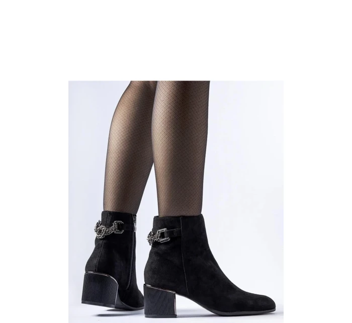 Topánky na podpätku model 206492 Solea Topánky na podpätku model 206492 Solea