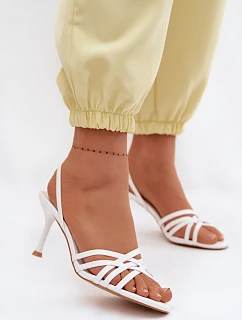 Sandále na podpätku model 227439 Krok vo veľkom štýle