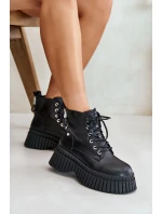 Zateplené kožené botky s masivní podrážkou model 21673861 černé - Goe