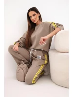 Dámska tepláková súprava Masełko s legínami a voľnou mikinou fango