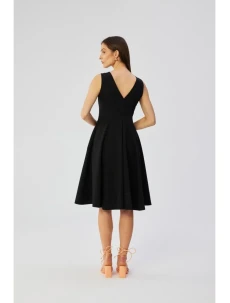 S358 Priliehavé šaty bez rukávov - čierne