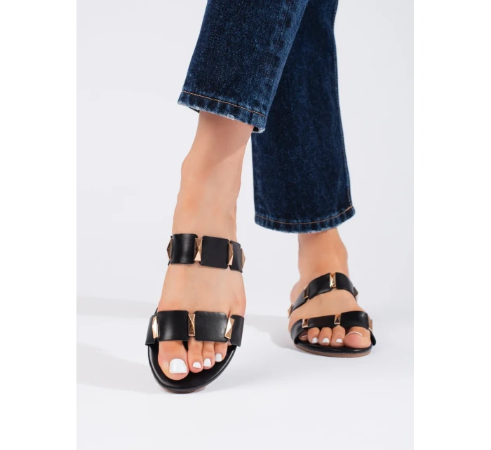 Jedinečné dámské nazouváky černé na plochém podpatku Jedinečné dámské nazouváky černé na plochém podpatku