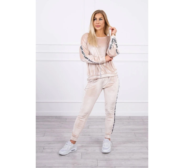 model 22014121 béžová velurová sada - K-Fashion